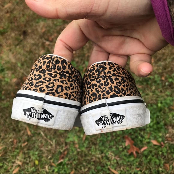 VANS LEOPARD PRINT SLIP ON SNEAKERS KIDS SIZE 1.5 - Picture 6 of 16